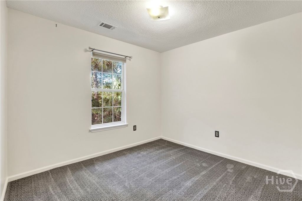 Image 20 of property listing at 403 7th Street, Tybee Island, GA 31328