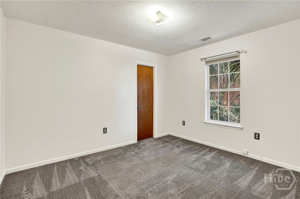 Image 23 of property listing at 403 7th Street, Tybee Island, GA 31328