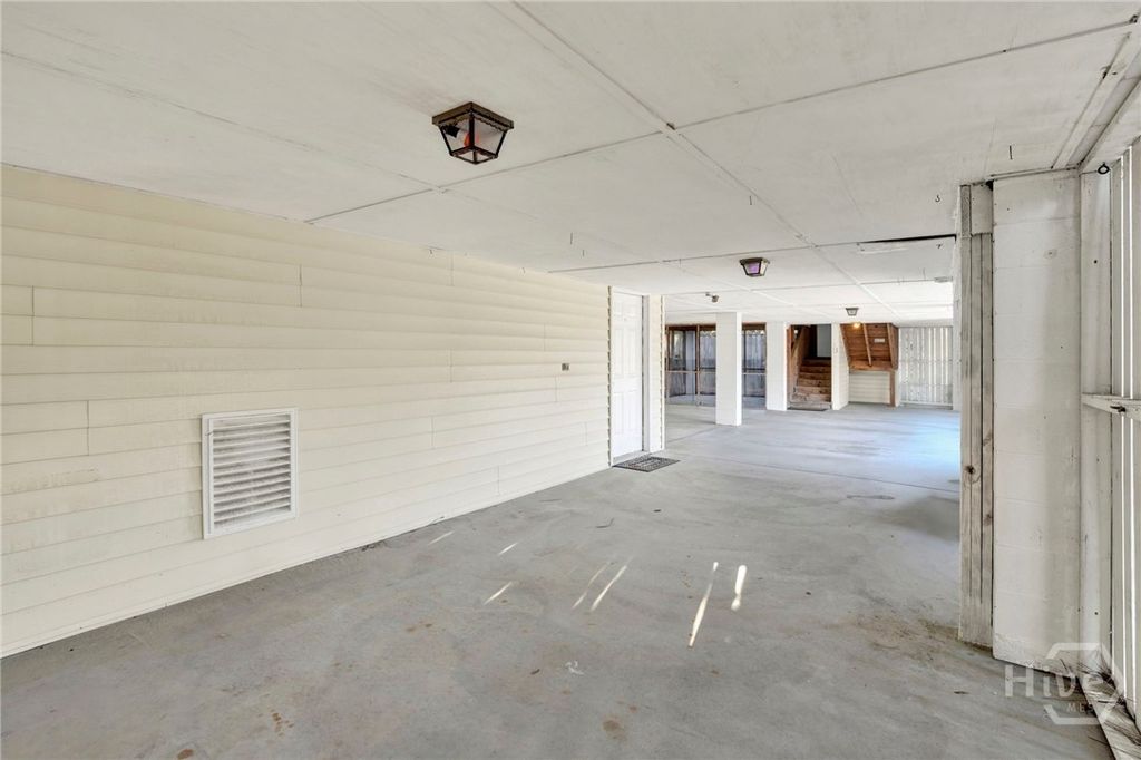 Image 39 of property listing at 403 7th Street, Tybee Island, GA 31328