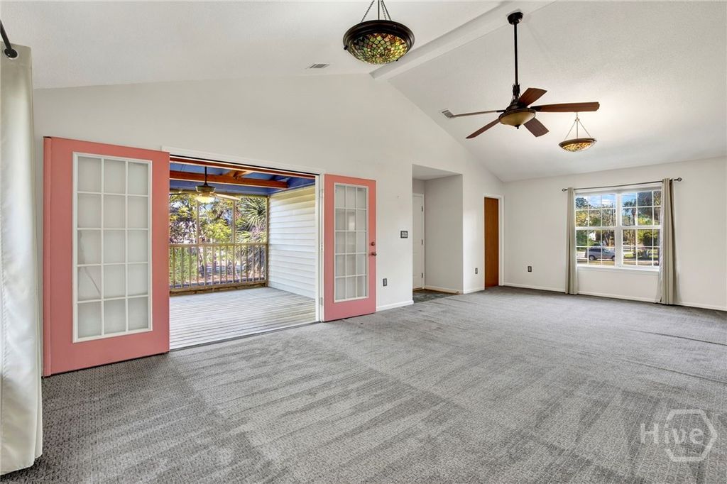 Image 5 of property listing at 403 7th Street, Tybee Island, GA 31328