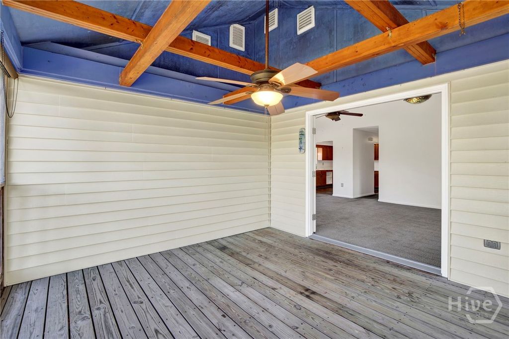 Image 8 of property listing at 403 7th Street, Tybee Island, GA 31328