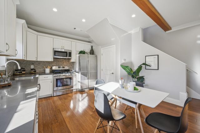 3033 Ellis St B, Berkeley, CA 94703