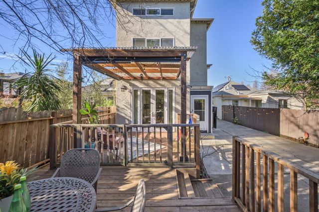 3033 Ellis St B, Berkeley, CA 94703