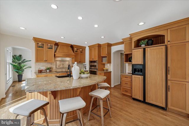 9625 REACH RD, Potomac, MD 20854