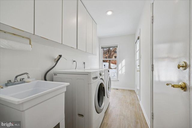 9625 REACH RD, Potomac, MD 20854