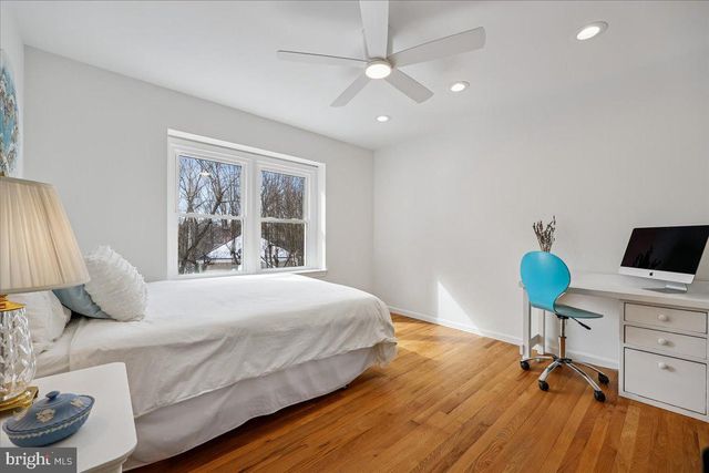 9625 REACH RD, Potomac, MD 20854