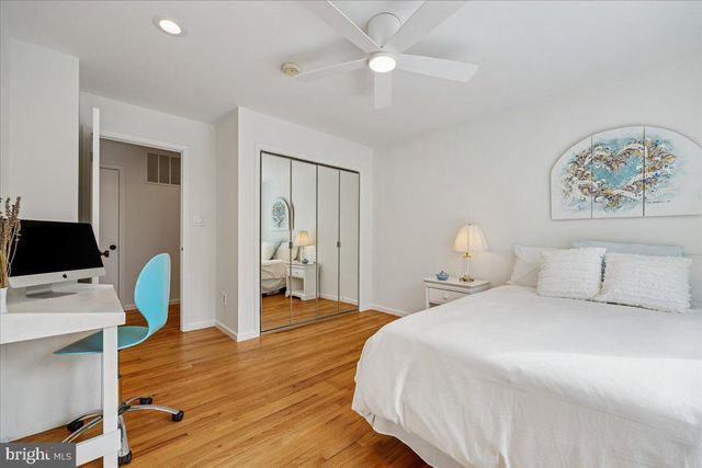 9625 REACH RD, Potomac, MD 20854