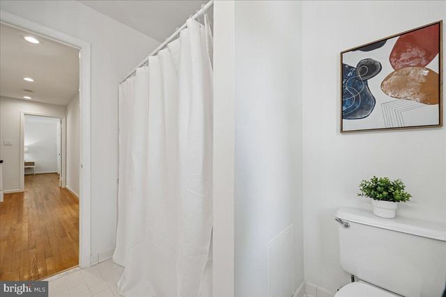 9625 REACH RD, Potomac, MD 20854