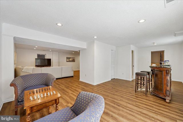 9625 REACH RD, Potomac, MD 20854