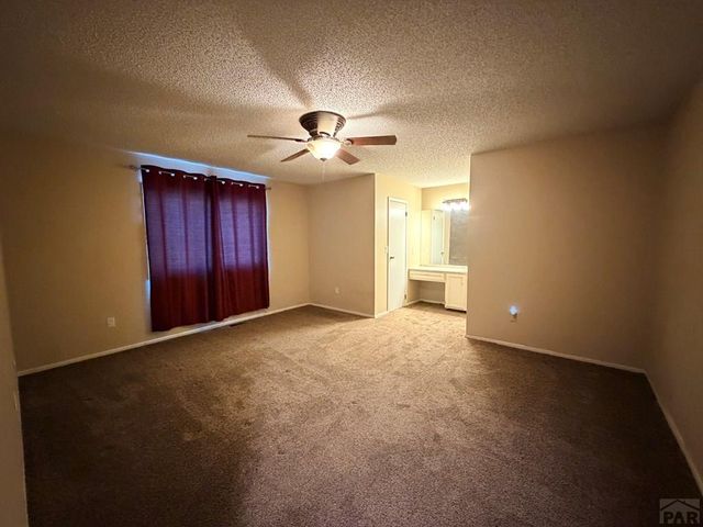 712 S Carrizo Springs Ave, Pueblo West, CO 81007