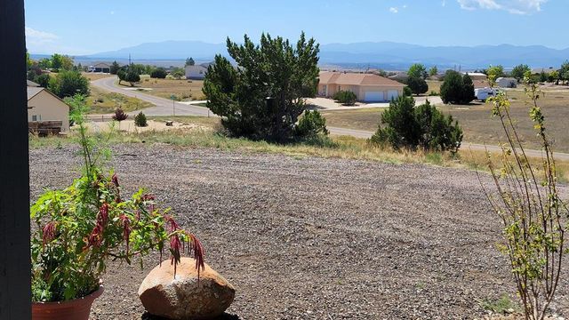 712 S Carrizo Springs Ave, Pueblo West, CO 81007