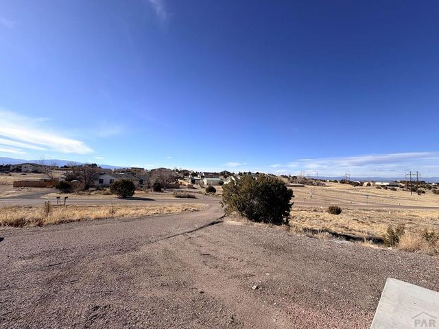 712 S Carrizo Springs Ave, Pueblo West, CO 81007