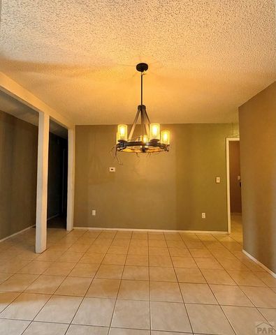 712 S Carrizo Springs Ave, Pueblo West, CO 81007