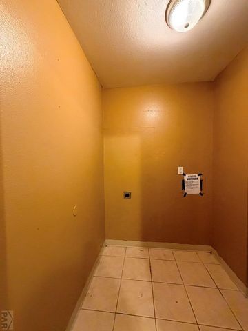 712 S Carrizo Springs Ave, Pueblo West, CO 81007