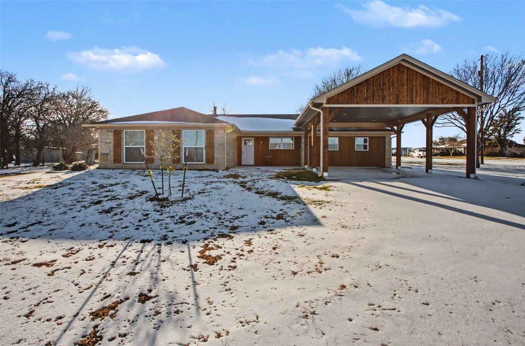 1101 Zion Hill Road, Weatherford, TX 76088