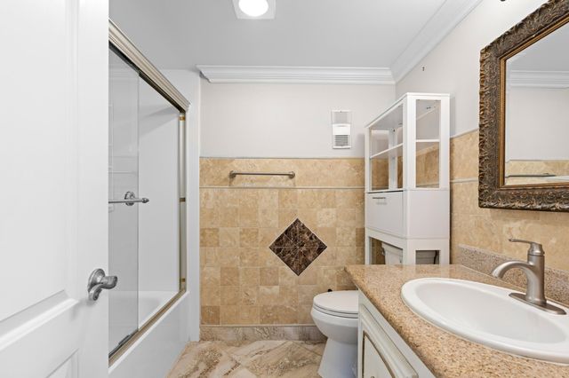 6461 NW 2nd Avenue 415, Boca Raton, FL 33487