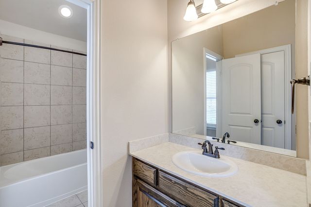 110 Fieldview Drive, Crandall, TX 75114