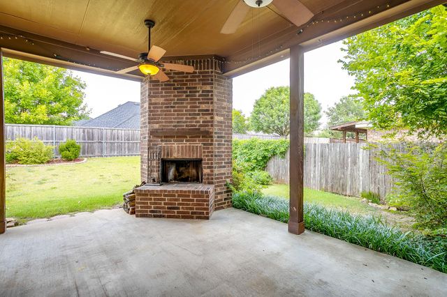 110 Fieldview Drive, Crandall, TX 75114