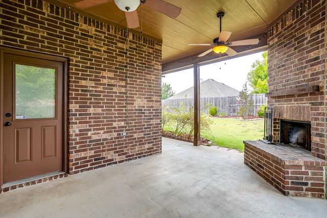 110 Fieldview Drive, Crandall, TX 75114