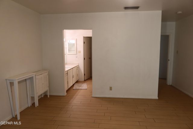 10601 PARK VIEW Circle, El Paso, TX 79935