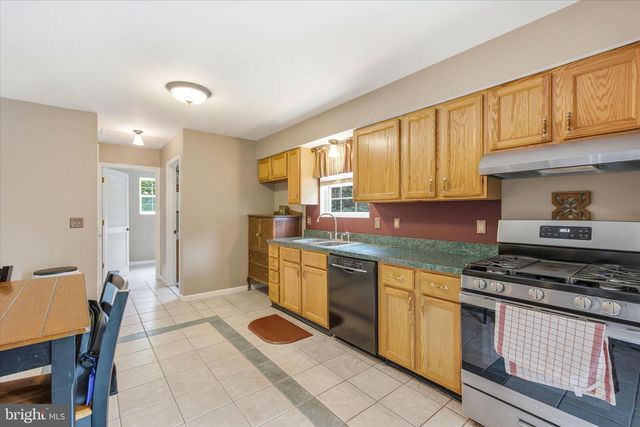 23 PULASKI DR, Barnegat, NJ 08005