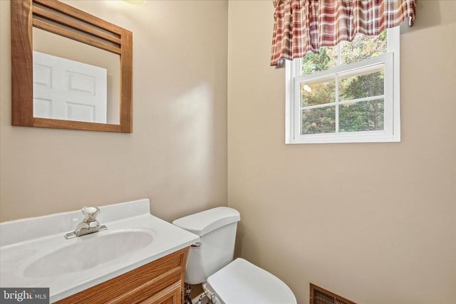 23 PULASKI DR, Barnegat, NJ 08005