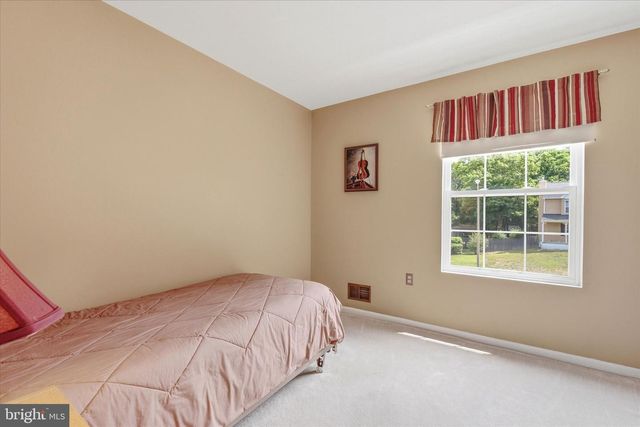 23 PULASKI DR, Barnegat, NJ 08005