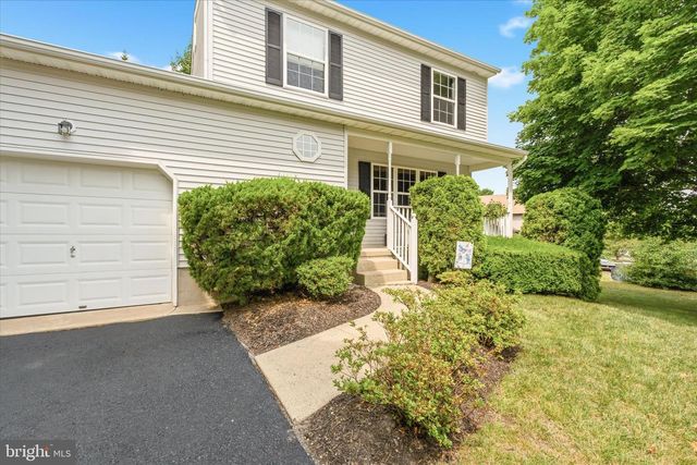 23 PULASKI DR, Barnegat, NJ 08005