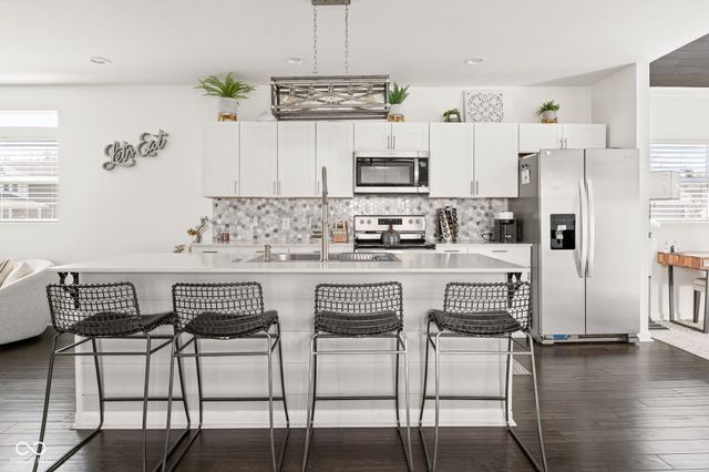 2934 MacPherson Avenue, Indianapolis, IN 46205