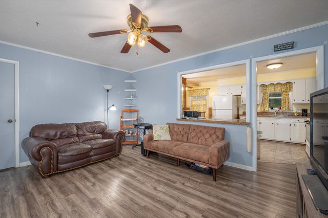 4428 Jennings Creek Hwy, Whitleyville, TN 38588