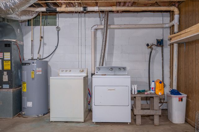 4428 Jennings Creek Hwy, Whitleyville, TN 38588