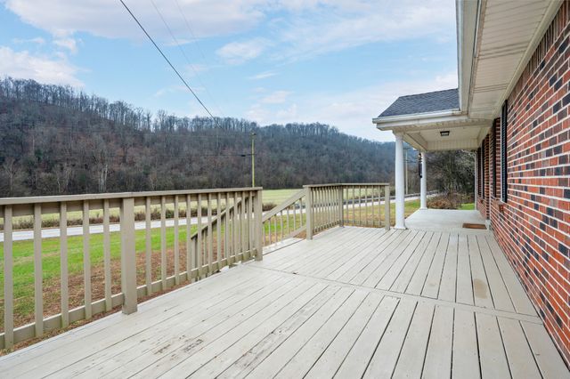 4428 Jennings Creek Hwy, Whitleyville, TN 38588