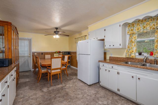 4428 Jennings Creek Hwy, Whitleyville, TN 38588