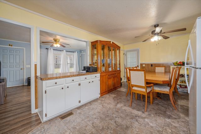 4428 Jennings Creek Hwy, Whitleyville, TN 38588