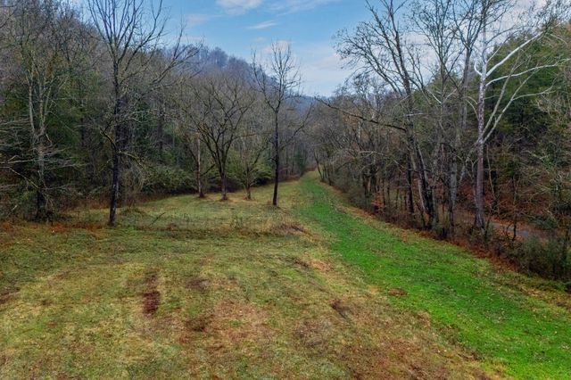 4428 Jennings Creek Hwy, Whitleyville, TN 38588