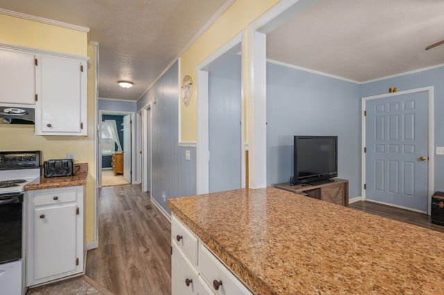 4428 Jennings Creek Hwy, Whitleyville, TN 38588