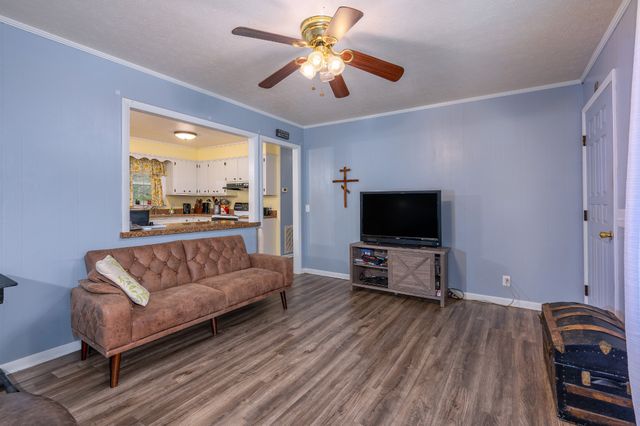 4428 Jennings Creek Hwy, Whitleyville, TN 38588