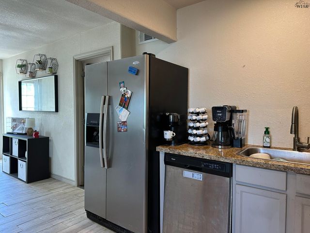 3305 SHERWOOD LANE, Wichita Falls, TX 76308