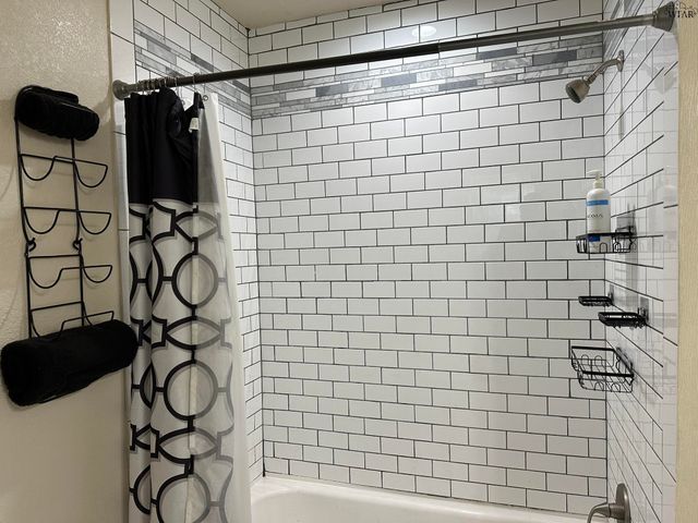 3305 SHERWOOD LANE, Wichita Falls, TX 76308