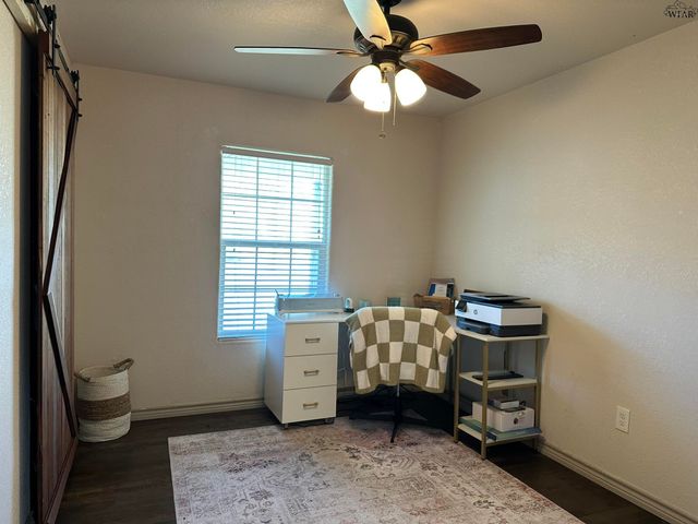 3305 SHERWOOD LANE, Wichita Falls, TX 76308