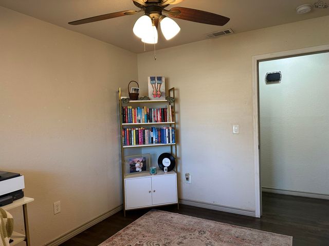 3305 SHERWOOD LANE, Wichita Falls, TX 76308