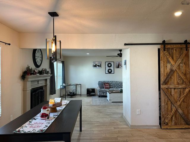 3305 SHERWOOD LANE, Wichita Falls, TX 76308