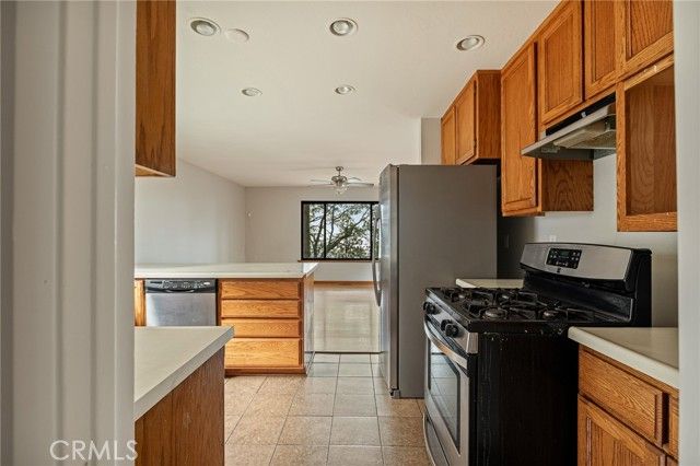 30668 Ferndale, Running Springs, CA 92382