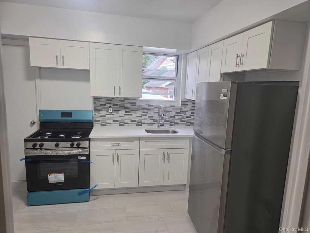 3619 202nd st, Bayside, NY 11361 — photo 2