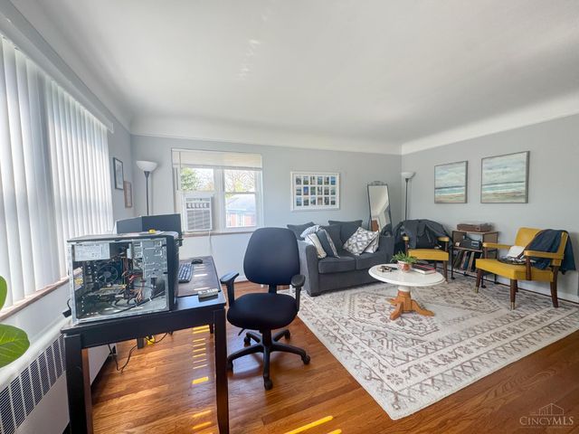 5568 Beechmont Avenue, Cincinnati, OH 45230