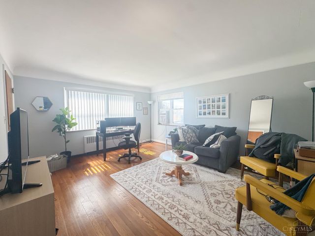 5568 Beechmont Avenue, Cincinnati, OH 45230