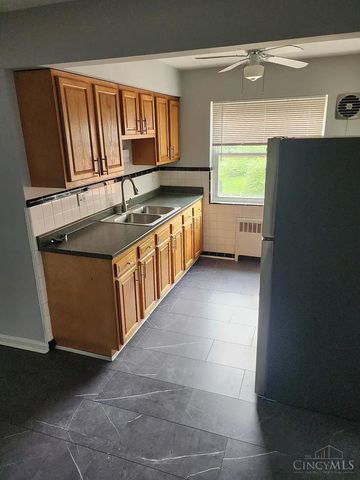 5568 Beechmont Avenue, Cincinnati, OH 45230