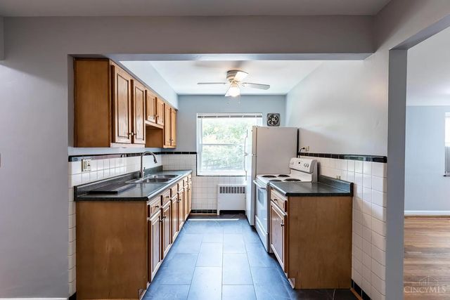 5568 Beechmont Avenue, Cincinnati, OH 45230