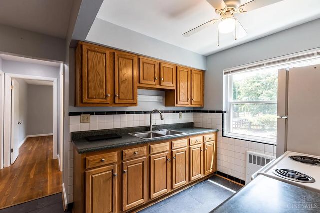 5568 Beechmont Avenue, Cincinnati, OH 45230