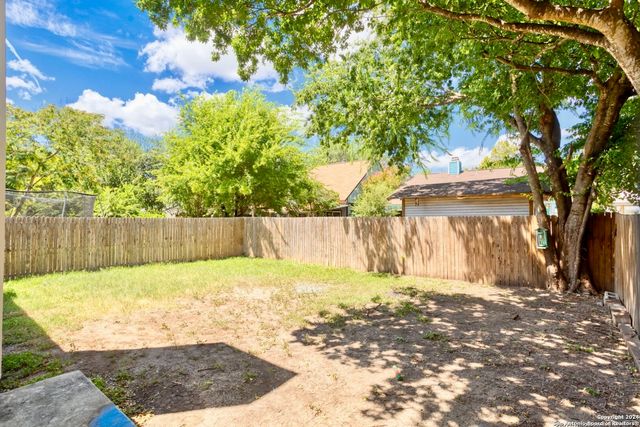 7431 Branston, San Antonio, TX 78250